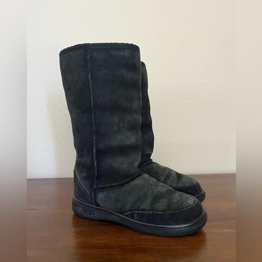 Vtg Original UGG Australia Boots Black Suede Shearling Embroidered Stitching